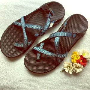 Chaco Women’s Zong Slide Sandals euc